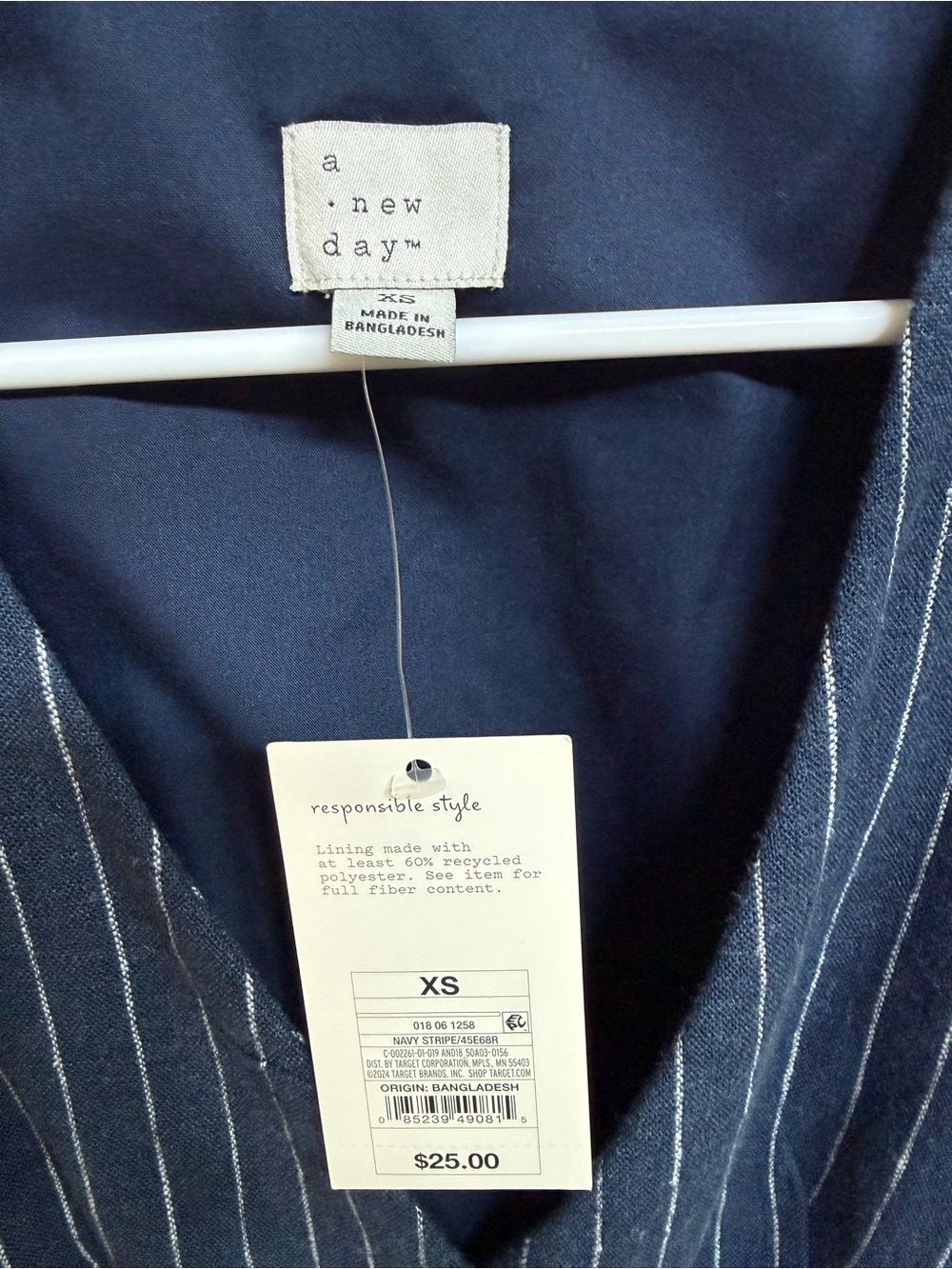 A NEW DAY Navy Pinstripe Button Front Vest- women’s size XS - NEW! - Picture 4 of 8